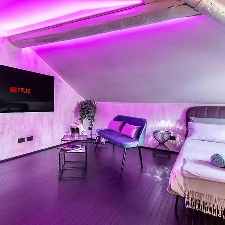 Quadrilatero Della Moda- Luxury Loft In The Heart Of The Fashion District * ミラノ